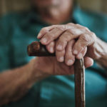 Service a la personne Lyon : Conseils de sécurité pour les soins aux personnes âgées