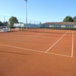 Pourquoi les courts de tennis en terre battue de Service Tennis à Nice sont-ils durables ?