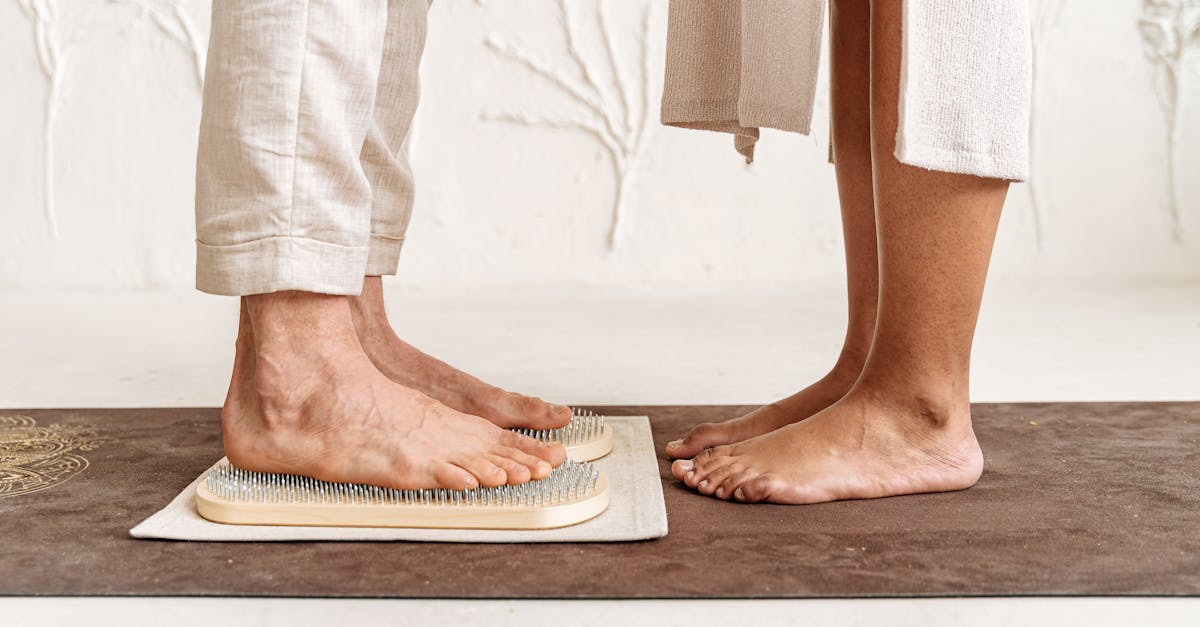 découvrez les bienfaits des tapis d'acupression : soulagement du stress, amélioration de la circulation sanguine, réduction des douleurs musculaires et bien-être général. apprenez comment intégrer cette pratique relaxante dans votre routine quotidienne.