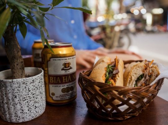 découvrez l'univers fascinant de beer tree, où la passion pour la bière artisanale se marie à la créativité. explorez nos délicieuses variétés de bières, brassées avec des ingrédients de qualité, pour une expérience gustative inoubliable. rejoignez-nous pour savourer des moments conviviaux autour de nos créations uniques.