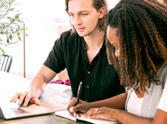 découvrez les stratégies, conseils et ressources essentiels pour les entrepreneurs souhaitant développer leur entreprise, innover et prospérer dans un environnement compétitif.