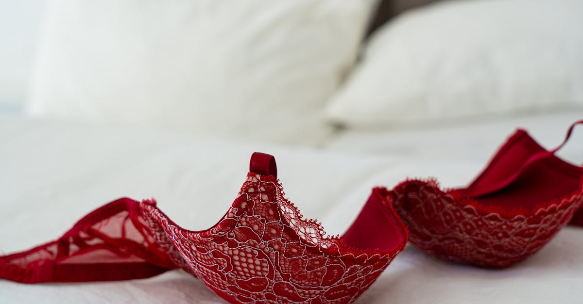 découvrez notre collection de lingerie élégante et confortable, s'adaptant à toutes les silhouettes. offrez-vous des pièces séduisantes et raffinées pour chaque occasion. explorez des styles variés pour mettre en valeur votre féminité.