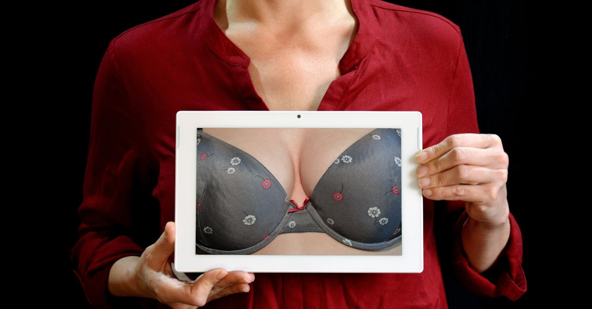 découvrez notre collection de lingerie élégante et sensuelle. offrez-vous confort et style avec des pièces raffinées qui célèbrent votre féminité. parfaites pour toutes les occasions, nos lingeries vous feront sentir belle et confiante.