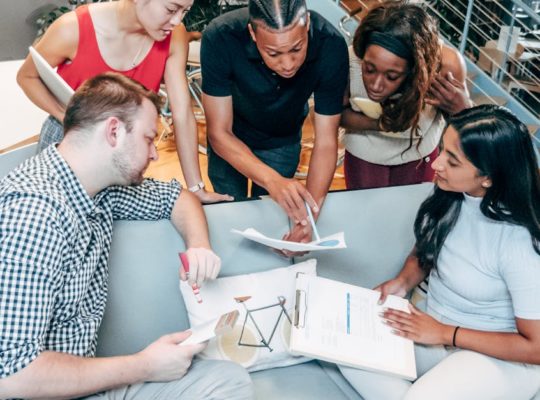 découvrez comment un partenaire marketing peut transformer votre stratégie d'entreprise. améliorez votre visibilité, boostez vos ventes et atteignez vos objectifs grâce à une collaboration efficace avec un expert du marketing.