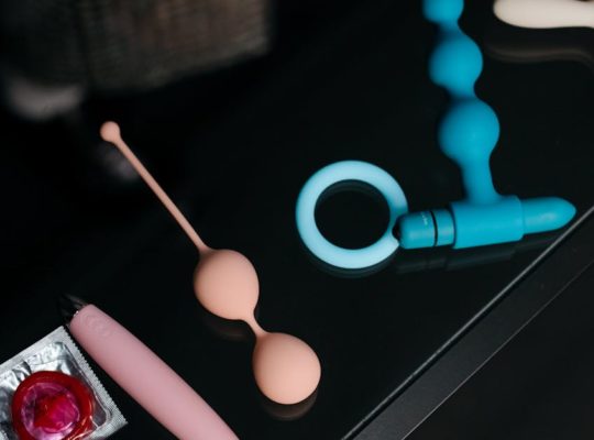 découvrez notre vaste sélection de sextoys pour tous les désirs et fantasmes. que vous soyez débutant ou expert, trouvez le jouet idéal pour pimenter votre vie intime et explorer de nouvelles sensations en toute sécurité.