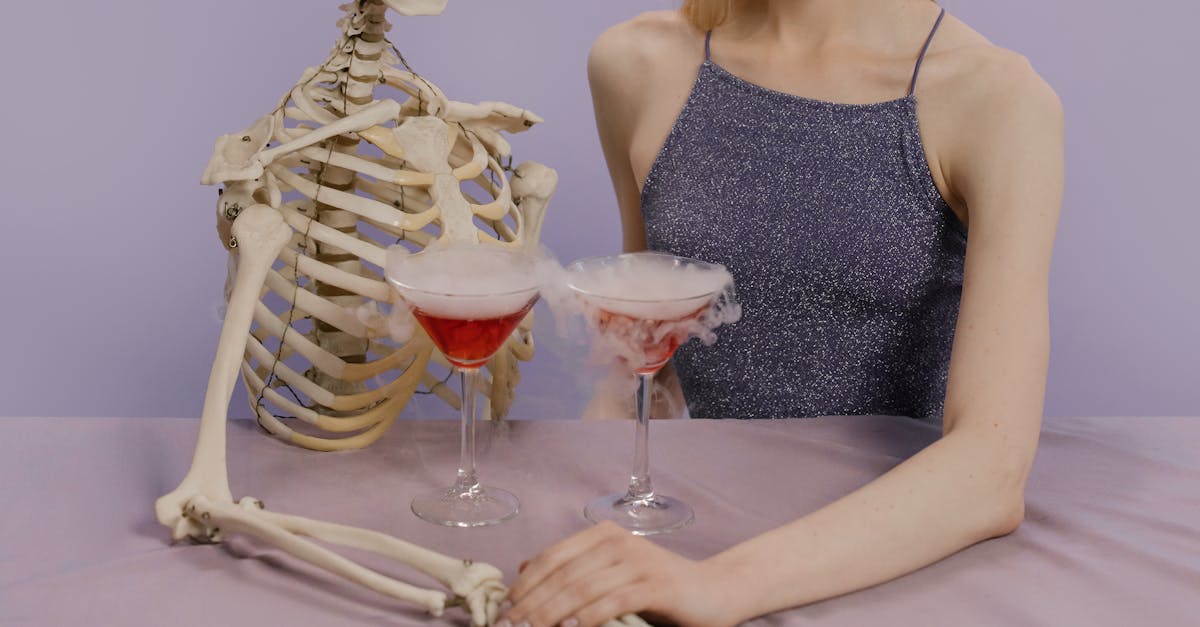 découvrez une sélection de costumes sexy qui mettront en valeur votre personnalité et feront tourner les têtes. que ce soit pour une soirée costumée ou un événement spécial, trouvez le look parfait pour vous démarquer tout en restant chic et séduisante.