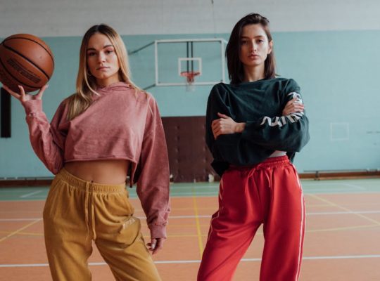 découvrez les dernières tendances du sport, des activités émergentes aux équipements innovants. restez à jour sur les passions sportives qui captivent le monde et inspirez-vous pour vos propres réalisations.