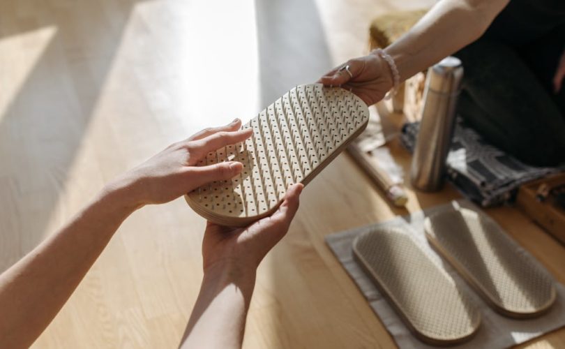 découvrez les bienfaits de l'acupression, une thérapie douce issue de la médecine traditionnelle chinoise. soulagez stress, douleurs et tensions grâce à des techniques simples et efficaces. apprenez à vous détendre et à améliorer votre bien-être au quotidien.