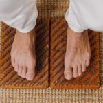Découvrez les bienfaits du tapis d’acupression pour le bien-être au quotidien