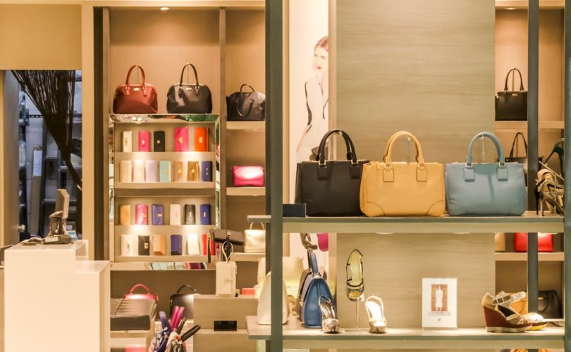 découvrez les dernières tendances de la mode, des conseils de style et toutes les nouveautés fashion pour créer des looks uniques et inspirants au quotidien.